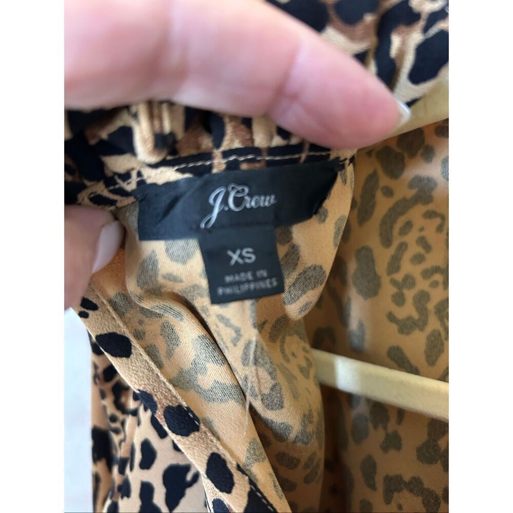 J.Crew XS Leopard Print Button Back Romantic Ruffle Victorian Collar Blouse - Picture 3 of 11